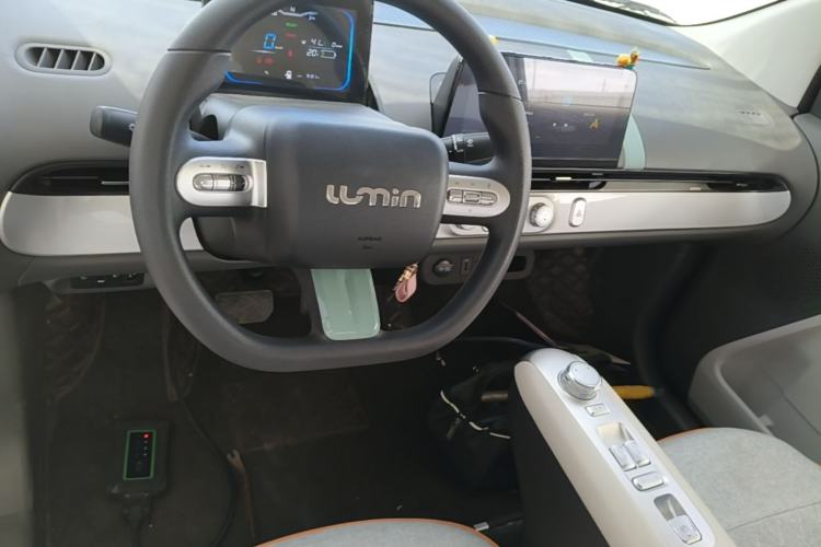 Used CHANGAN NEVO Lumin 2025 205 km Xiangqin Version Center Console