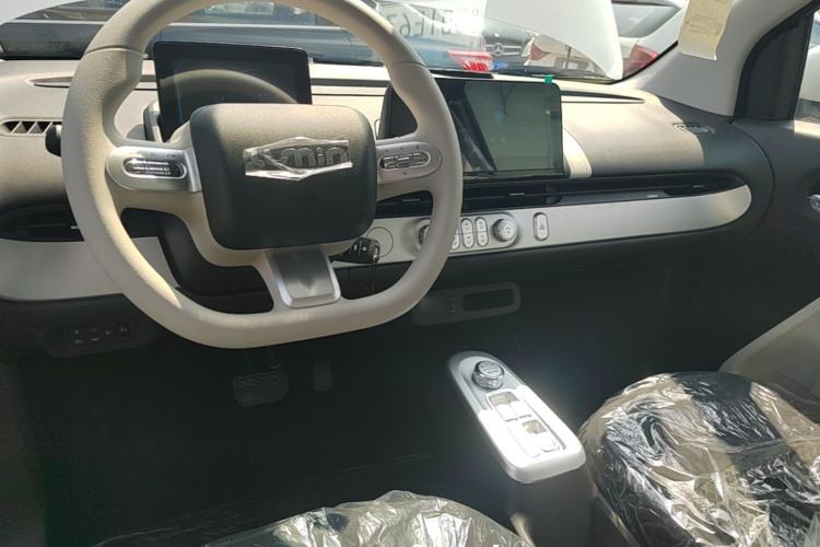 Used CHANGAN NEVO Lumin 2025 205 km Xiangqin Version Center Console