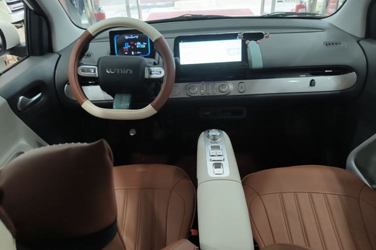 Used CHANGAN NEVO Lumin 2025 205 km Xiangqin Version Center Console