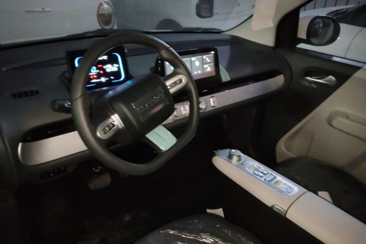 Used CHANGAN NEVO Lumin 2025 205 km Xiangqin Version Center Console