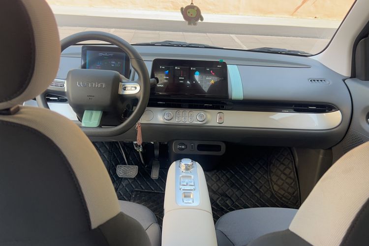 Used CHANGAN NEVO Lumin 2025 205 km Xiangqin Version Center Console