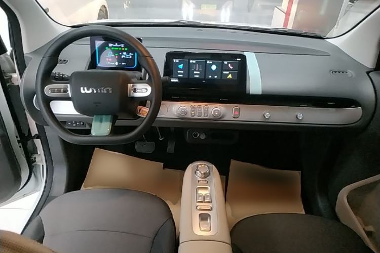 Used CHANGAN NEVO Lumin 2025 205 km Xiangqin Version Center Console