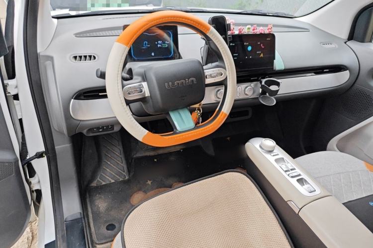 Used CHANGAN NEVO Lumin 2025 205 km Xiangqin Version Center Console
