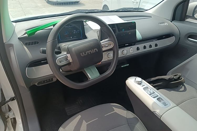 Used CHANGAN NEVO Lumin 2025 205 km Xiangqin Version Center Console
