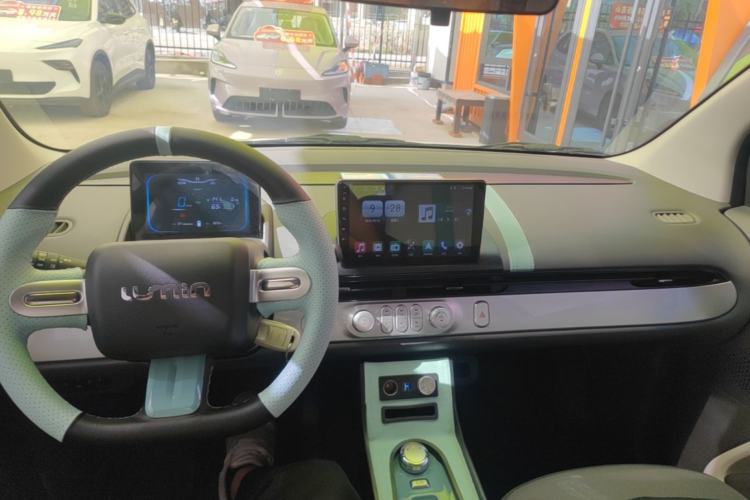 Used CHANGAN NEVO Lumin 2025 205km Refreshing Edition Center Console
