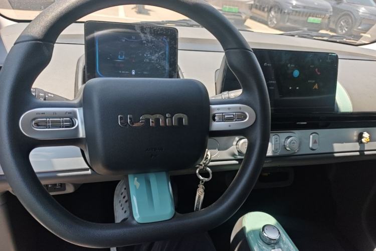 Used CHANGAN NEVO Lumin 2025 205 km Xiangqin Version Center Console