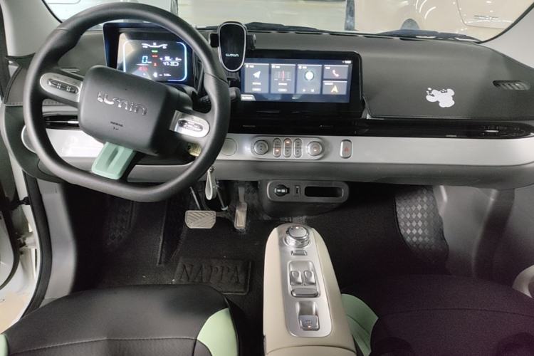 Used CHANGAN NEVO Lumin 2025 205 km Xiangqin Version Center Console
