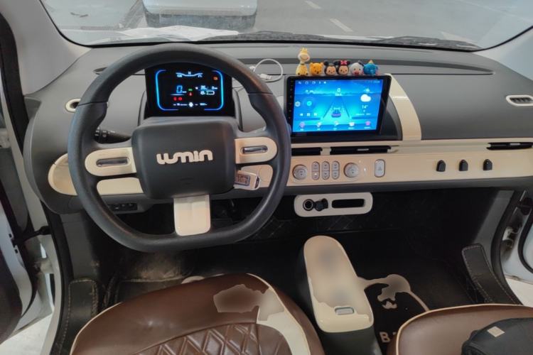 Used CHANGAN NEVO Lumin 2025 205km Refreshing Edition Center Console