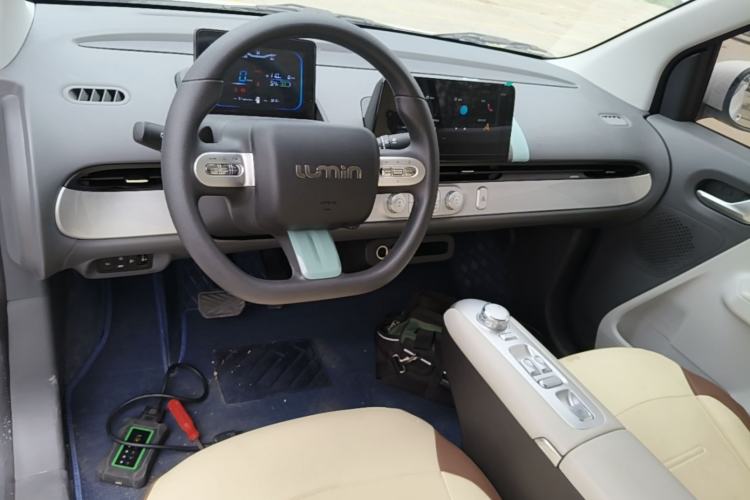 Used CHANGAN NEVO Lumin 2025 205 km Xiangqin Version Center Console