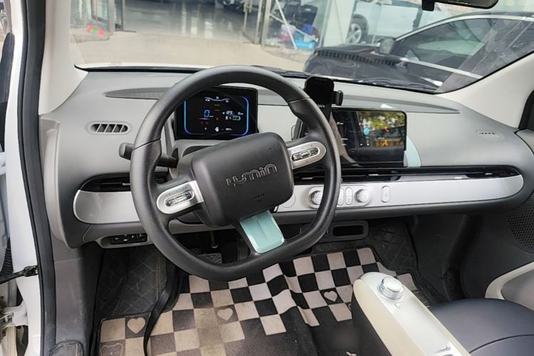 Used CHANGAN NEVO Lumin 2025 205 km Xiangqin Version Center Console