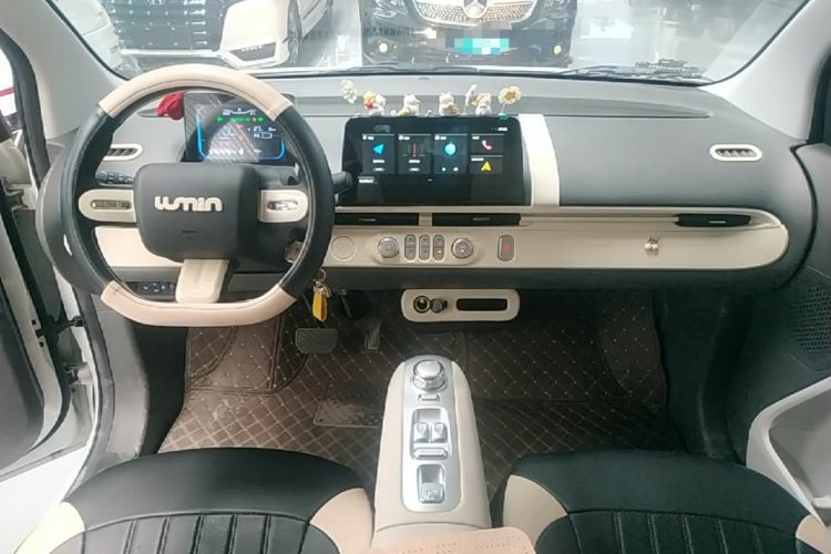 Used CHANGAN NEVO Lumin 2025 205 km Xiangqin Version Center Console