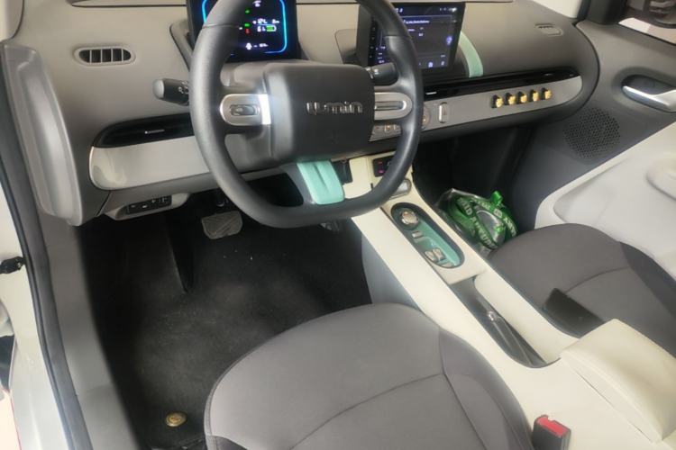 Used CHANGAN NEVO Lumin 2025 205km Refreshing Edition Center Console