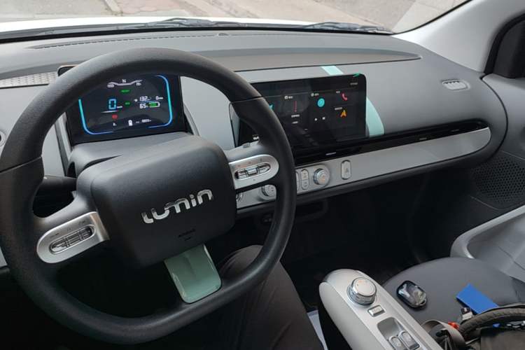 Used CHANGAN NEVO Lumin 2025 205 km Xiangqin Version Center Console