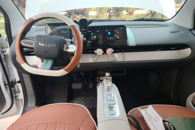 Used CHANGAN NEVO Lumin 2025 205 km Xiangqin Version Center Console