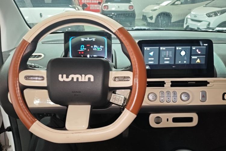 Used CHANGAN NEVO Lumin 2025 205 km Xiangqin Version Center Console
