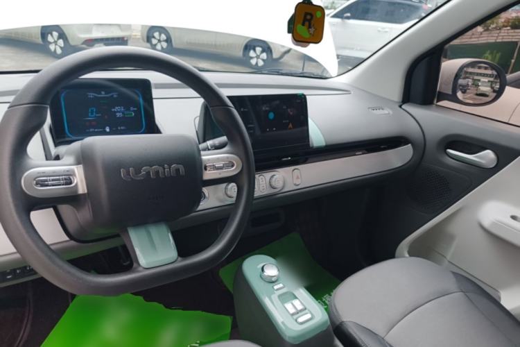 Used CHANGAN NEVO Lumin 2025 205 km Xiangqin Version Center Console