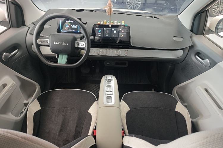 Used CHANGAN NEVO Lumin 2025 205 km Xiangqin Version Center Console