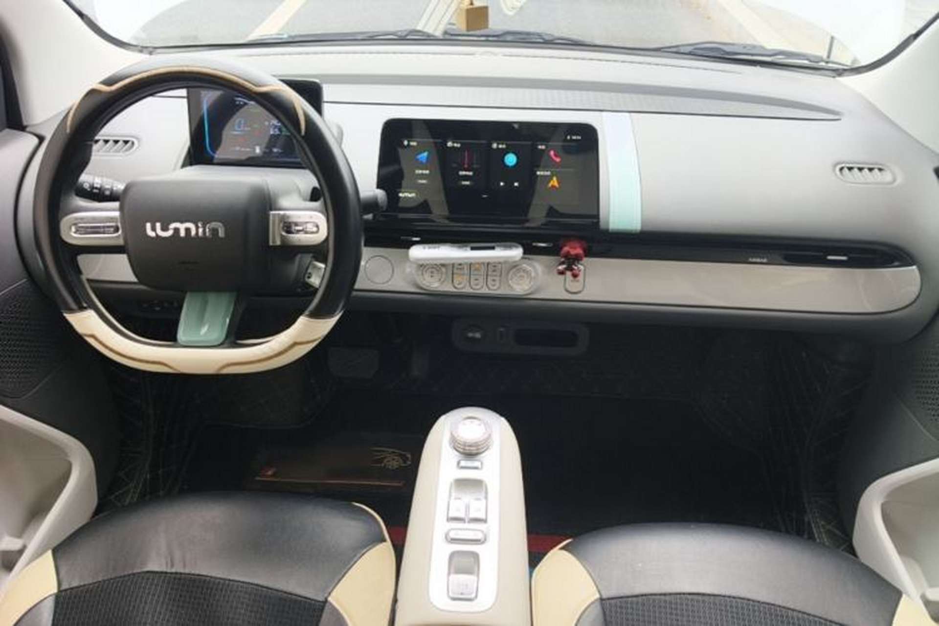 Used CHANGAN NEVO Lumin 2025 205 km Xiangqin Version Center Console