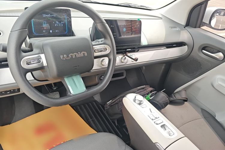 Used CHANGAN NEVO Lumin 2025 205 km Xiangqin Version Center Console