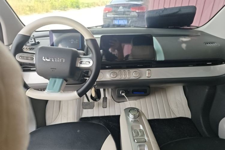 Used CHANGAN NEVO Lumin 2025 205 km Xiangqin Version Center Console