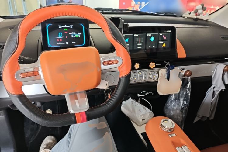 Used CHANGAN NEVO Lumin 2025 205 km Xiangqin Version Center Console