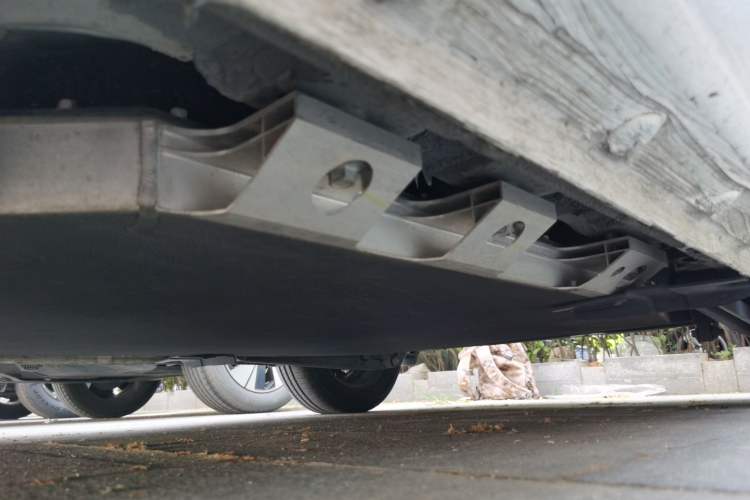 Used CHANGAN NEVO Lumin 2025 301km Honey Dew Edition Chassis Front Left
