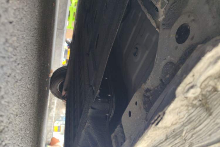Used CHANGAN NEVO Lumin 2025 205 km Xiangqin Version Chassis Front Left