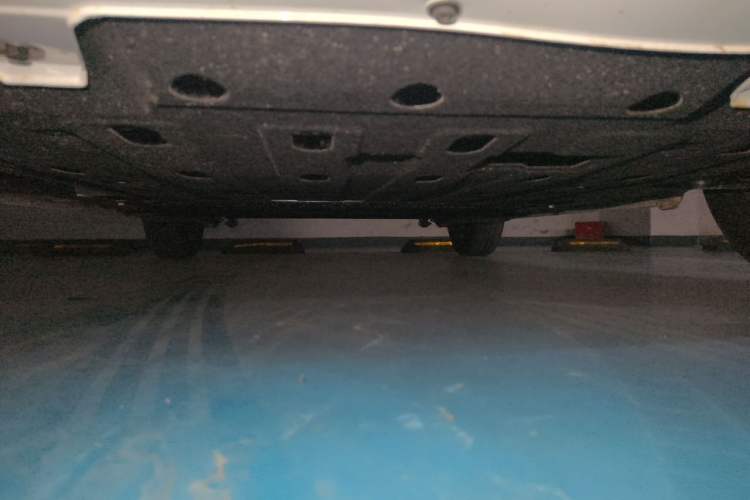 Used CHANGAN NEVO Lumin 2025 205 km Xiangqin Version Chassis Front