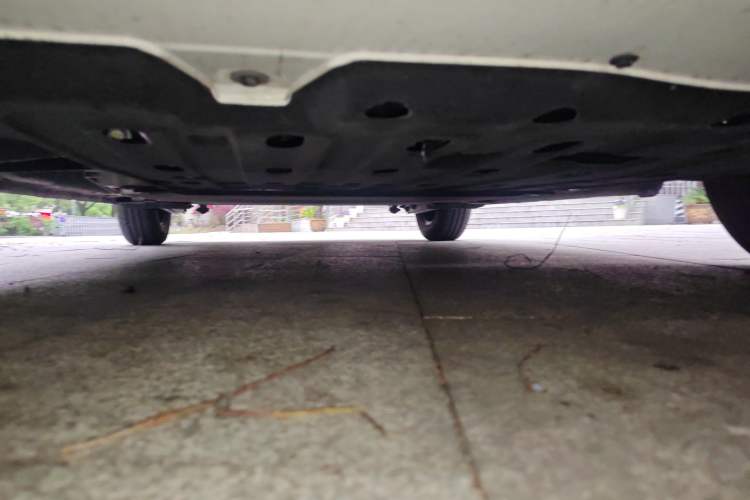 Used CHANGAN NEVO Lumin 2025 301km Honey Dew Edition Chassis Front