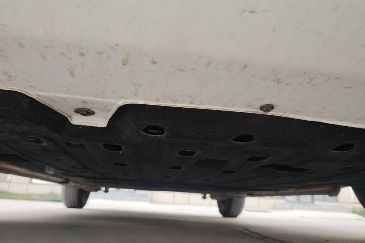 Used CHANGAN NEVO Lumin 2025 205 km Xiangqin Version Chassis Front