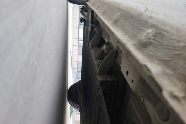 Used CHANGAN NEVO Lumin 2025 205 km Xiangqin Version Chassis Front Right