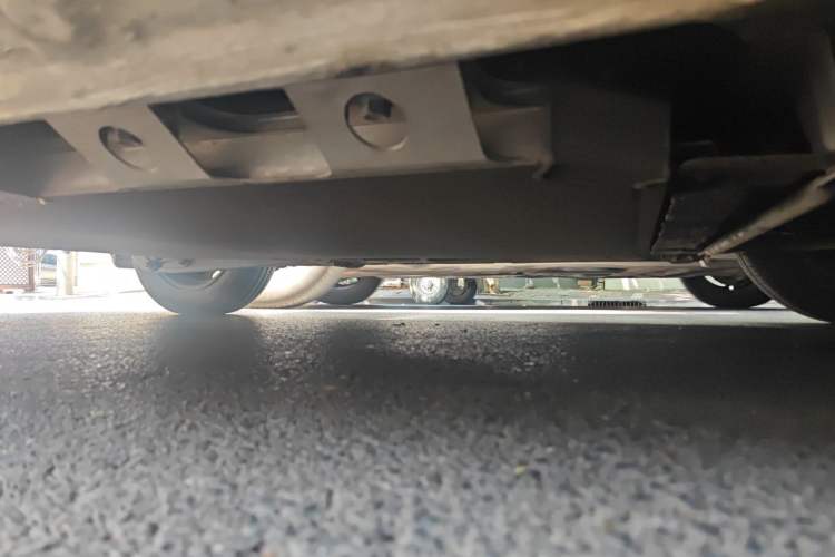 Used CHANGAN NEVO Lumin 2025 301km Honey Dew Edition Chassis Front Right