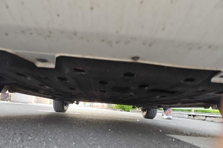 Used CHANGAN NEVO Lumin 2025 205 km Xiangqin Version Chassis Front