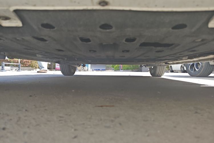 Used CHANGAN NEVO Lumin 2025 205 km Xiangqin Version Chassis Front