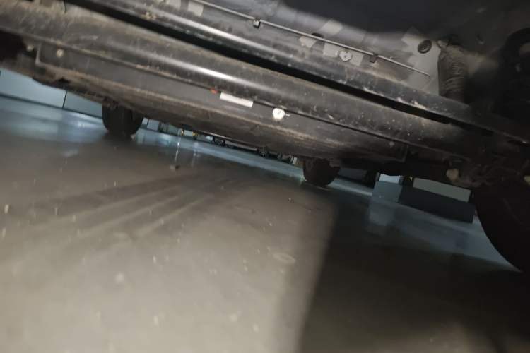 Used CHANGAN NEVO Lumin 2025 205 km Xiangqin Version Chassis Rear