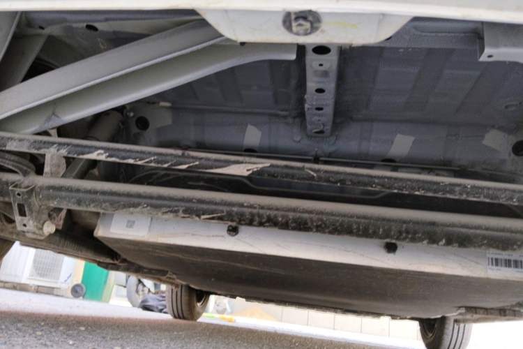 Used CHANGAN NEVO Lumin 2025 301km Honey Dew Edition Chassis Rear