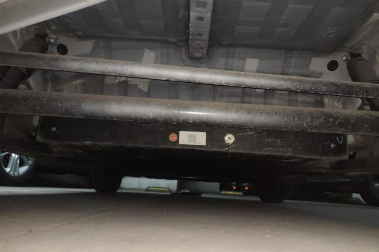 Used CHANGAN NEVO Lumin 2025 205 km Xiangqin Version Chassis Rear
