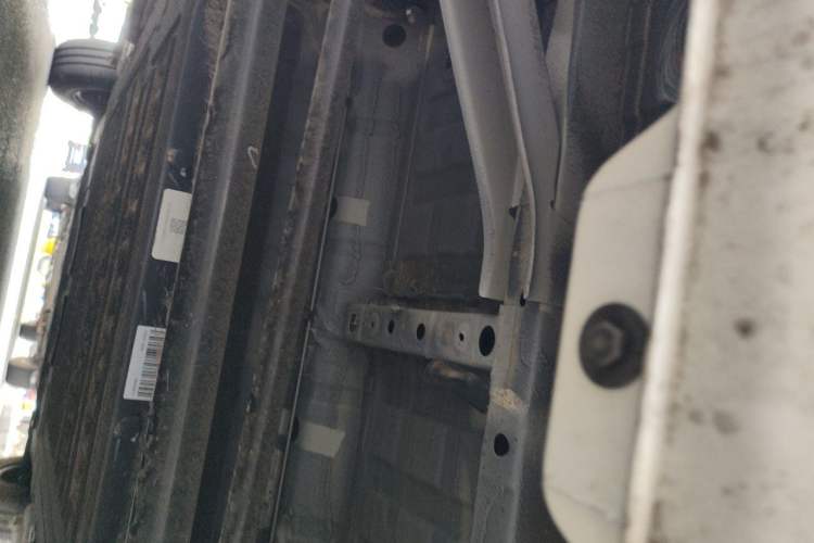 Used CHANGAN NEVO Lumin 2025 205 km Xiangqin Version Chassis Rear