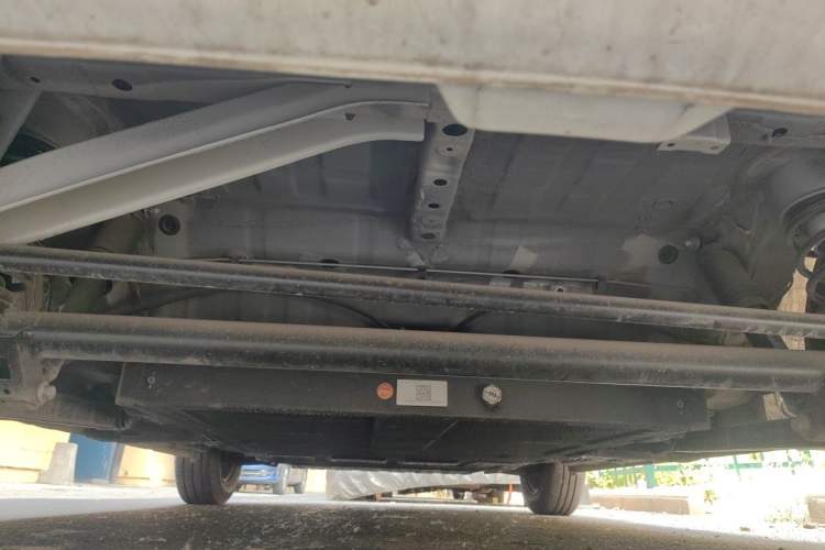 Used CHANGAN NEVO Lumin 2025 205km Refreshing Edition Chassis Rear