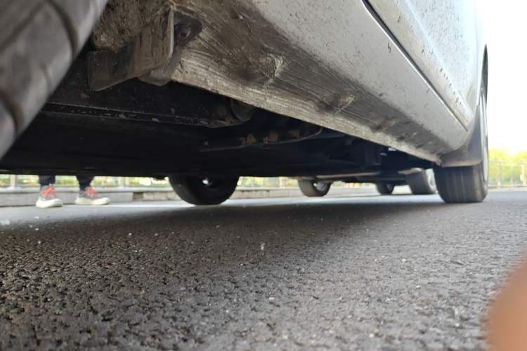 Used CHANGAN NEVO Lumin 2025 205 km Xiangqin Version Chassis Rear Right
