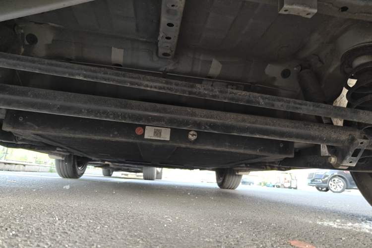 Used CHANGAN NEVO Lumin 2025 205 km Xiangqin Version Chassis Rear