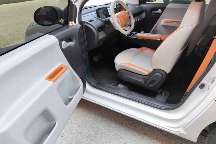 Used CHANGAN NEVO Lumin 2025 301km Honey Dew Edition Driver Seat