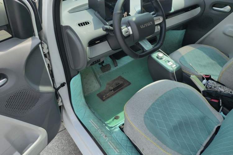 Used CHANGAN NEVO Lumin 2025 205km Refreshing Edition Driver Seat