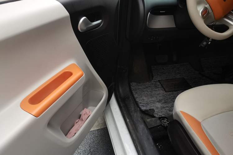 Used CHANGAN NEVO Lumin 2025 301km Honey Dew Edition Driver Seat