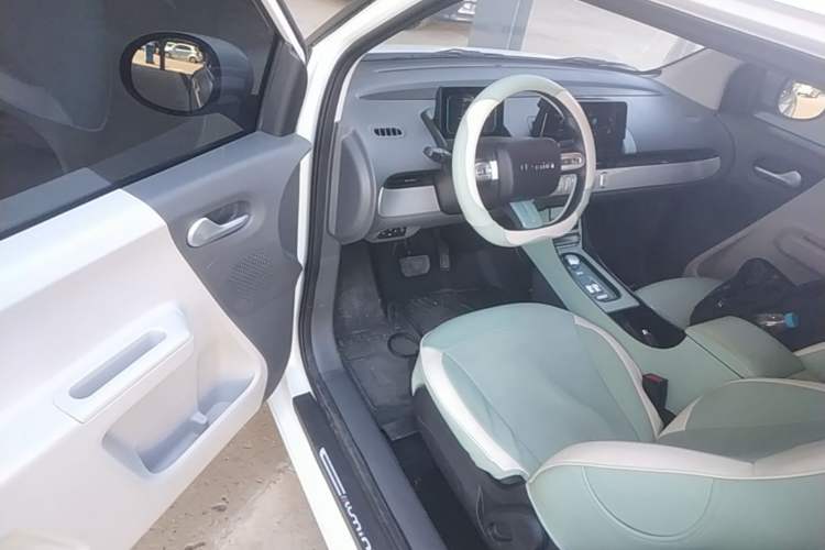Used CHANGAN NEVO Lumin 2025 301km Honey Dew Edition Driver Seat