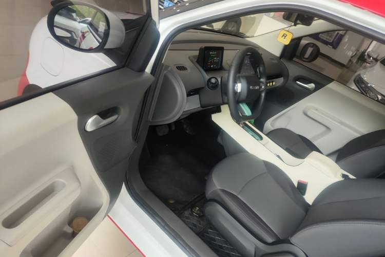 Used CHANGAN NEVO Lumin 2025 205km Refreshing Edition Driver Seat