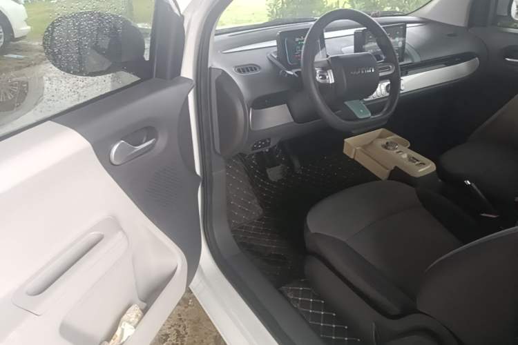 Used CHANGAN NEVO Lumin 2025 210 km Fragrant Edition Driver Seat
