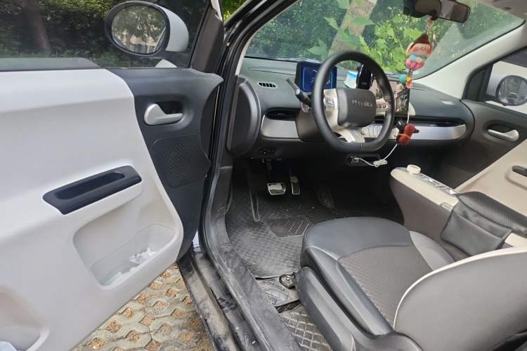 Used CHANGAN NEVO Lumin 2025 301km Cute Baby Edition Driver Seat