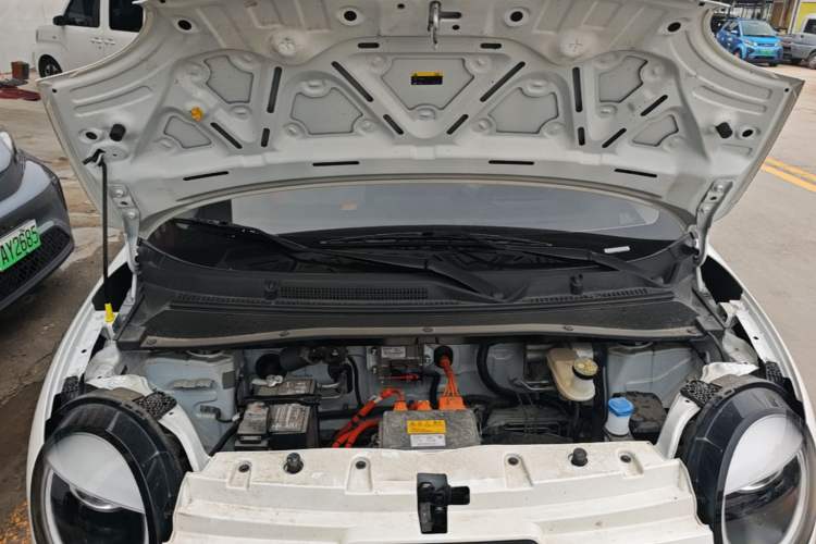 Used CHANGAN NEVO Lumin 2025 301km Honey Dew Edition Engine Bay