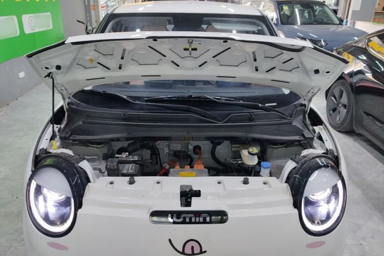 Used CHANGAN NEVO Lumin 2025 301km Honey Dew Edition Engine Bay